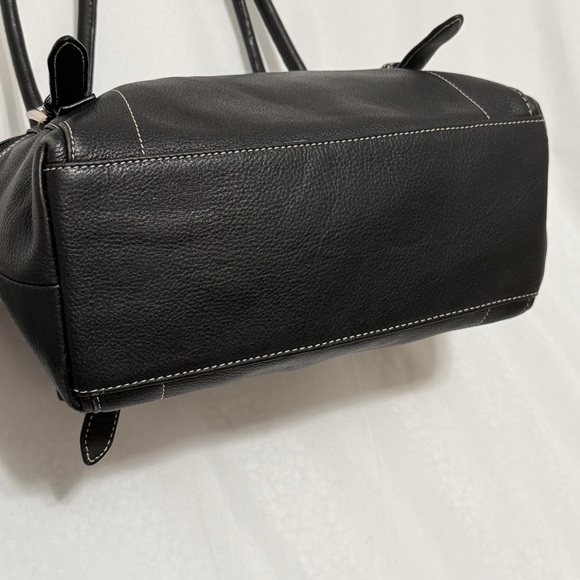 Tignanello Black Leather Shoulder Bag - Picture 10 of 11